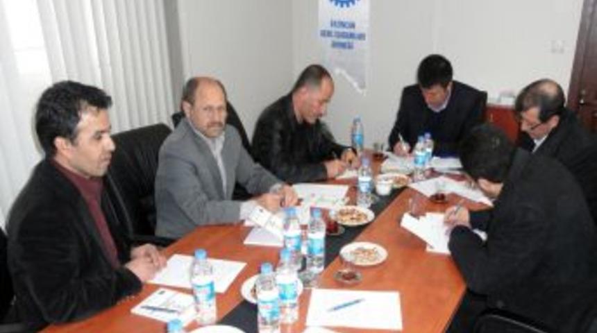 Sekt&ouml;rel sıkıntılara komitelerle &ccedil;&ouml;z&uuml;m aranacak