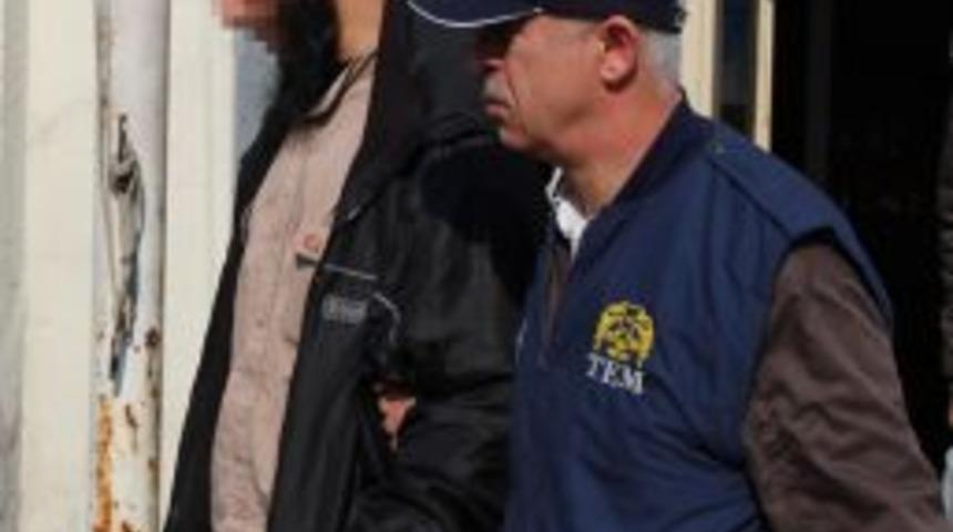 İzmir&rsquo;de El-Kaide operasyonu: 7 g&ouml;zaltı