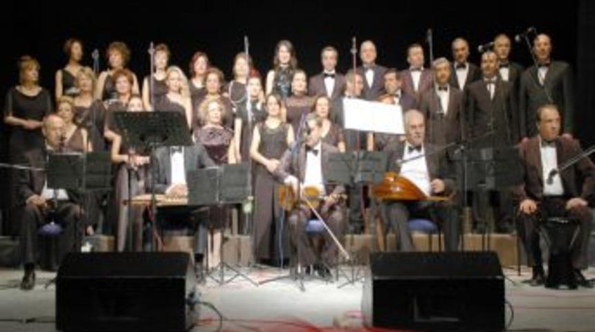 13 Eyl&uuml;l Musiki Derneği bahar konseri d&uuml;zenledi