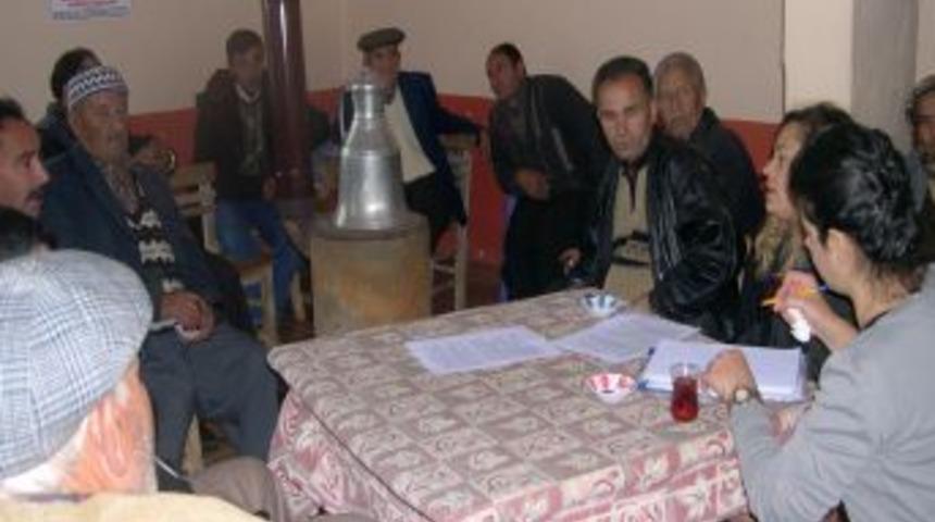 Silifke&rsquo;de &ccedil;ift&ccedil;ilere bitki koruma ila&ccedil;ları eğitimi verildi