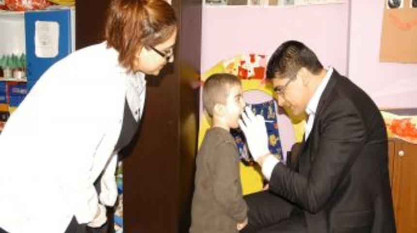 Ergani'de Okullarda Sağlık Taraması