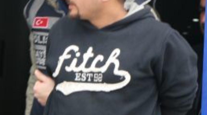 Silahla Yağma Su&ccedil;una 4 Yıl 2 Ay Hapis