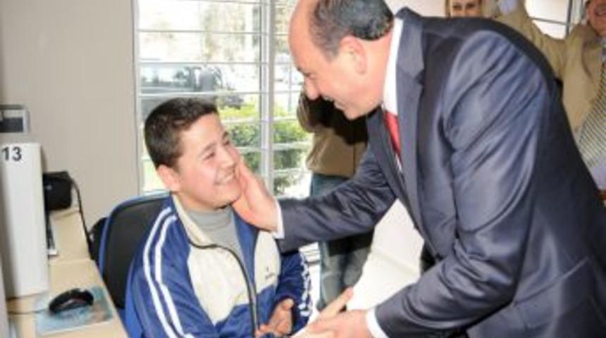 Başkan Ok: Sosyal yaraları sarmak i&ccedil;in sosyal ama&ccedil;lı projeler yapıyoruz