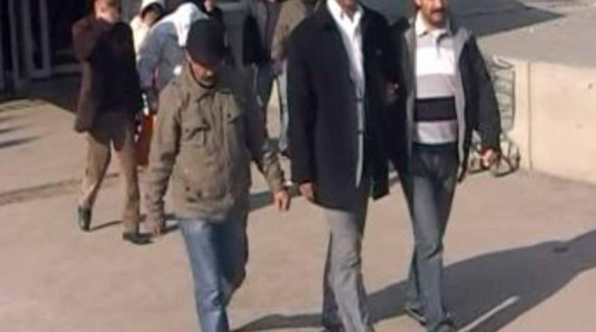 Sahte medyumun foyası polisin operasyonuyla ortaya &ccedil;ıktı