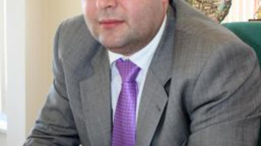 2 caminin elektrikleri, borcundan dolayı kesildi