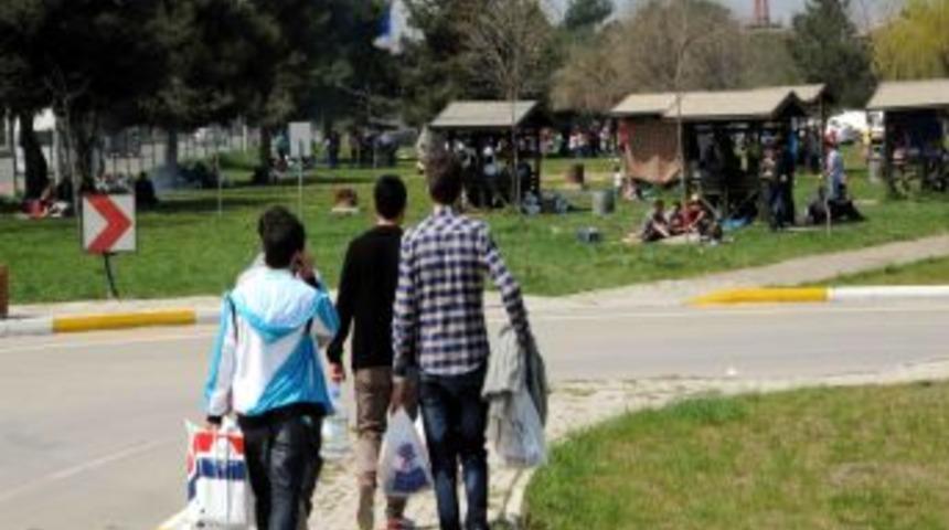 Samsunlular piknik alanlarını doldurdu