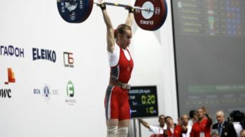 Avrupa Halter Şampiyonası&rsquo;nda milliler madalya avına &ccedil;ıkıyor