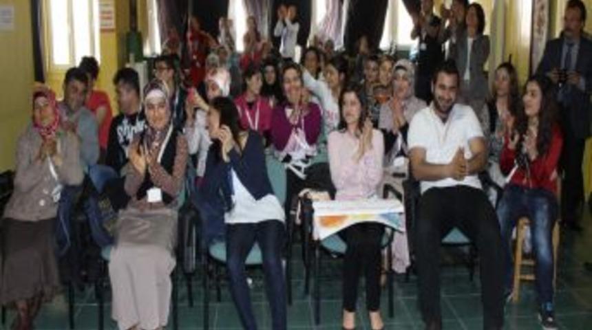 Almanya Yolcusu Kursiyerlere Uyum Semineri