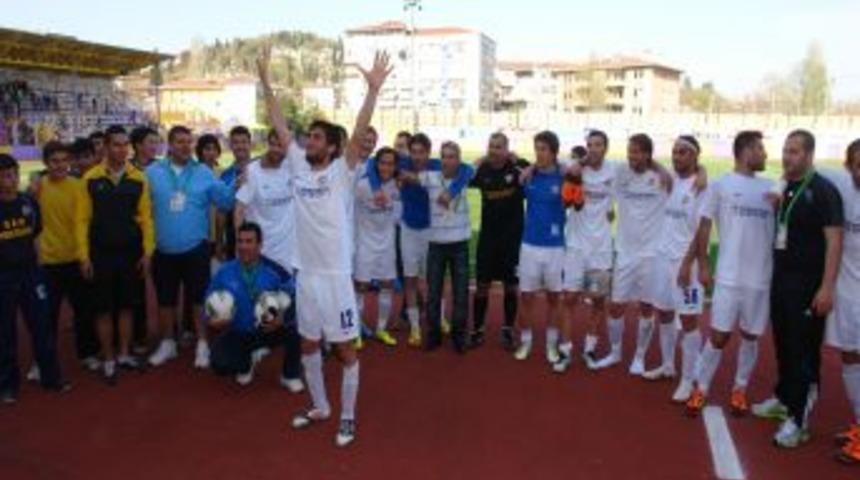 Ey&uuml;pspor'da Kızılcahamam galibiyetinin sevinci yaşanıyor