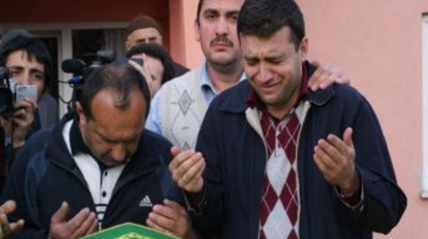 &Ccedil;aycuma'da Filyos &ccedil;ayına kapılan minib&uuml;ste &ouml;len kadın toprağa verildi