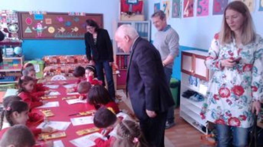 Alman Heyeti, K&ouml;y Okulunda İncelemelerde Bulundu