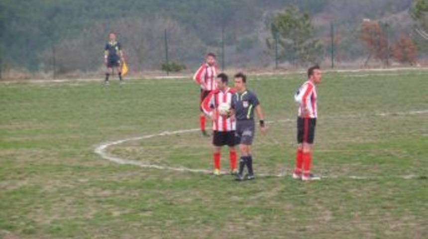 Keles Gen&ccedil;lik Spor son dakikada attı