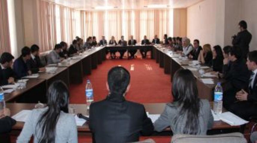 AK Parti Sivas teşkilatı Yeni Anayasa &Ccedil;alıştayı'na hazırlanıyor