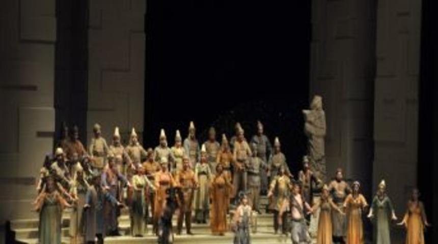 'Midas'ın Kulakları' adlı opera Bursa'da sahnelendi