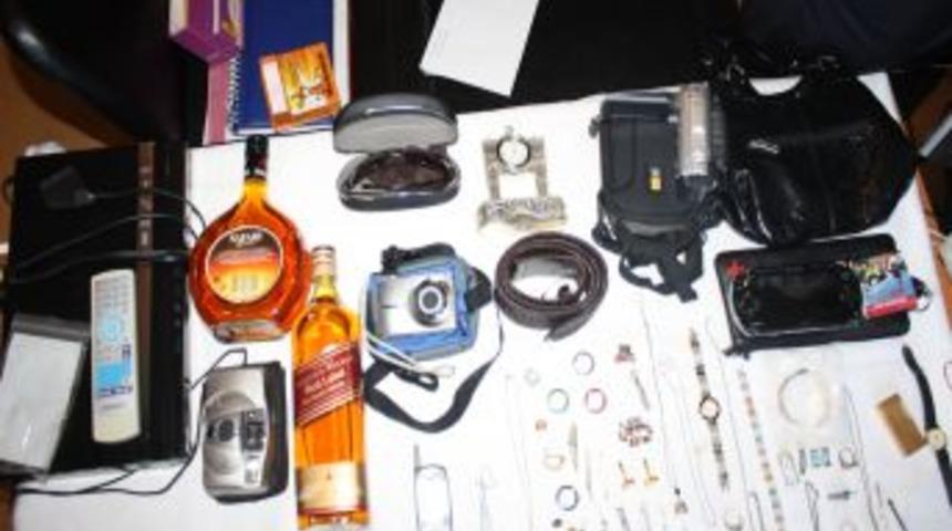 G&uuml;rc&uuml; hırsız polisten ka&ccedil;amadı