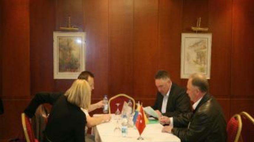 Taş satanlar ile alanlar 500&rsquo;&uuml;n &uuml;zerinde g&ouml;r&uuml;şme yaptı