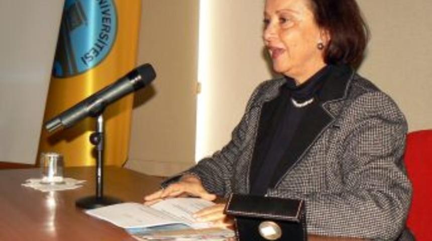 T&uuml;rkiye&rsquo;nin ilk kadın valisi Lale Aytaman: Kadın bakışı farklıdır