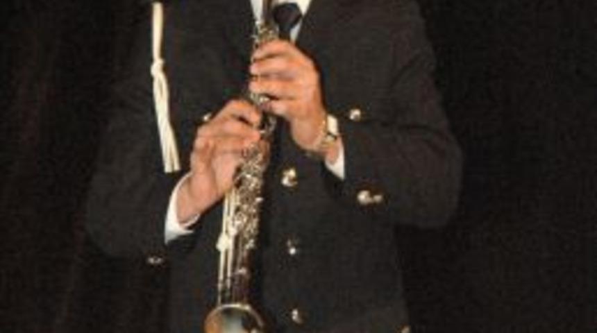 Polis adaylarından klarnetli gece