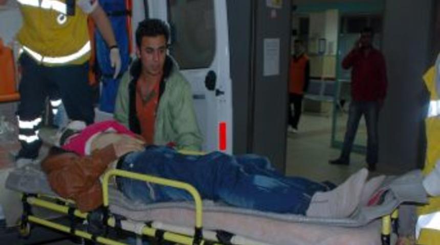 Adıyaman'da Trafik Kazası: 2 Yaralı