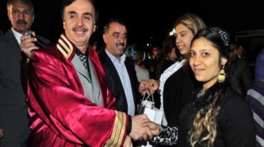 18 Roman &ccedil;iftin toplu nikahı kıyıldı