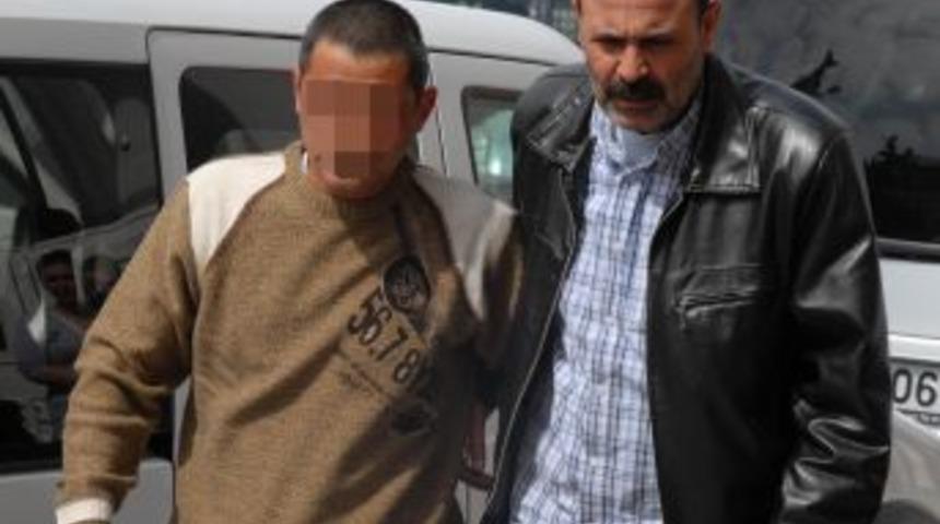 Kavgada Bir Kişiyi Boğazından Bı&ccedil;aklayan Şahıs Yakalandı