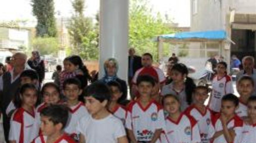 Şakirpaşa Basketbol Okulu İsken'in Katkılarıyla A&ccedil;ıldı