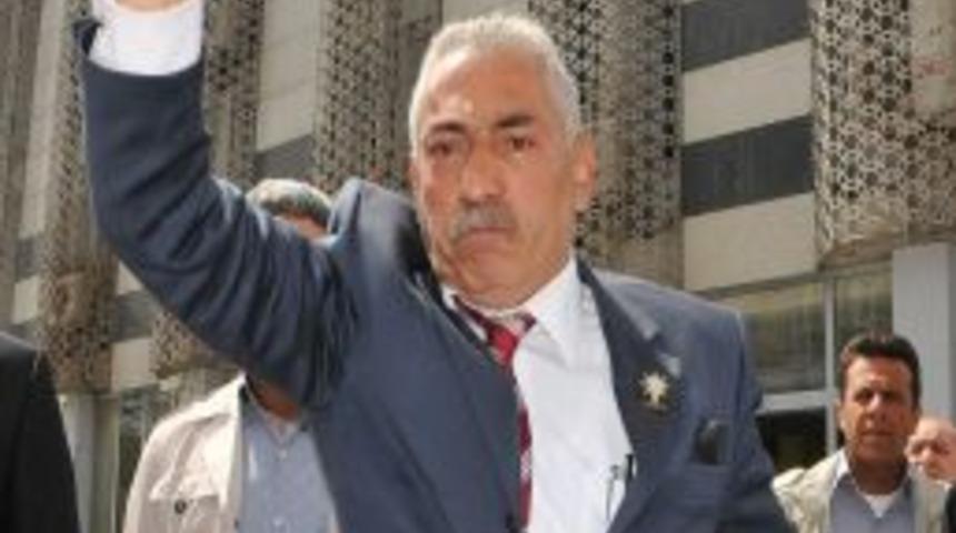 Belediye &Ouml;n&uuml;nde Adaylık A&ccedil;ıklaması