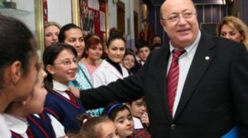Bakırk&ouml;yl&uuml; &ccedil;ocuklardan Atat&uuml;rk&rsquo;e mektuplar