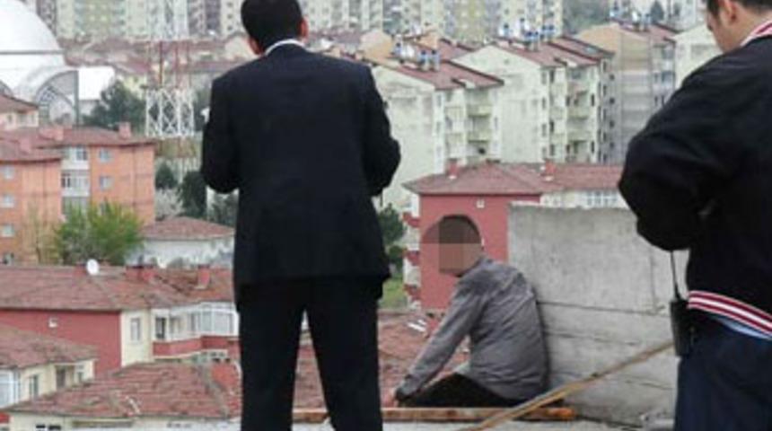 Bir monta intihardan vazge&ccedil;ti