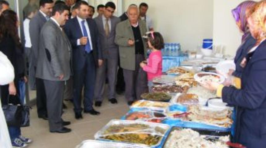 İhtiya&ccedil; sahibi &ouml;ğrenciler yararına kermes