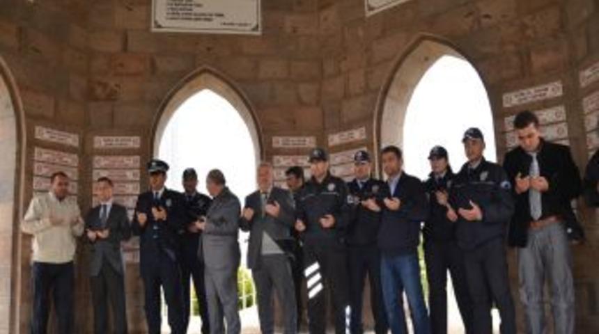 Darende'de Şehitler Unutulmadı