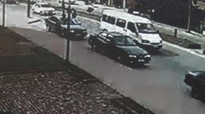 K&ouml;pr&uuml;den son y&uuml;r&uuml;y&uuml;şlerini g&uuml;venlik kamerası g&ouml;r&uuml;nt&uuml;ledi