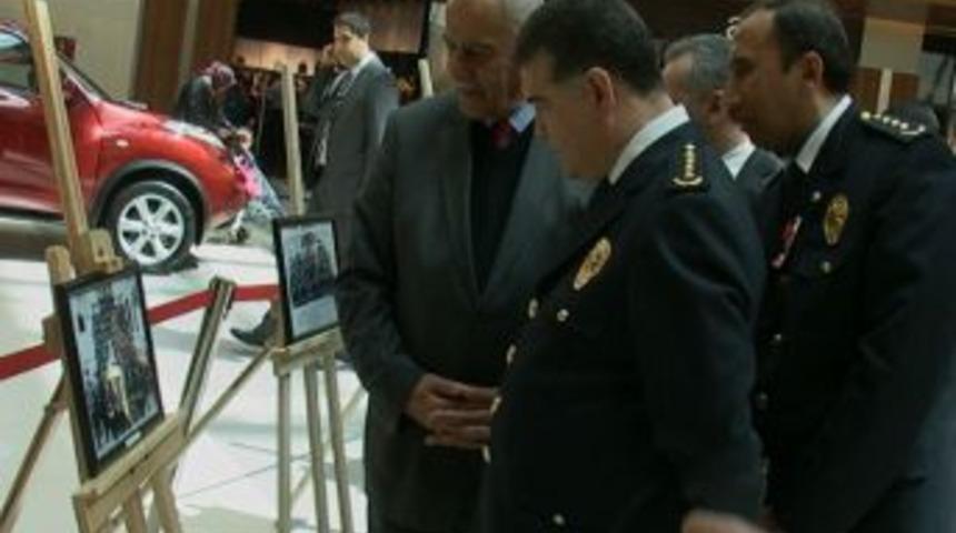 Malatya'da "polis" Fotoğraf Sergisi A&ccedil;ıldı