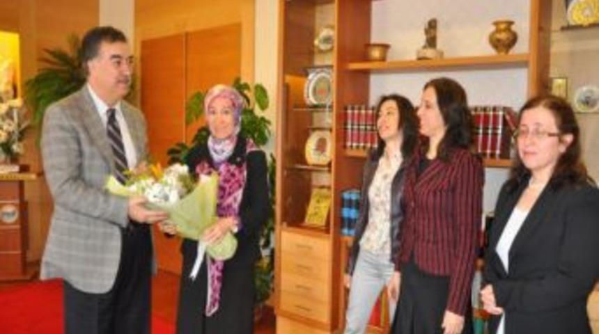AK Parti Aydın Kadın Kolları'ndan Vali Al'a ziyaret