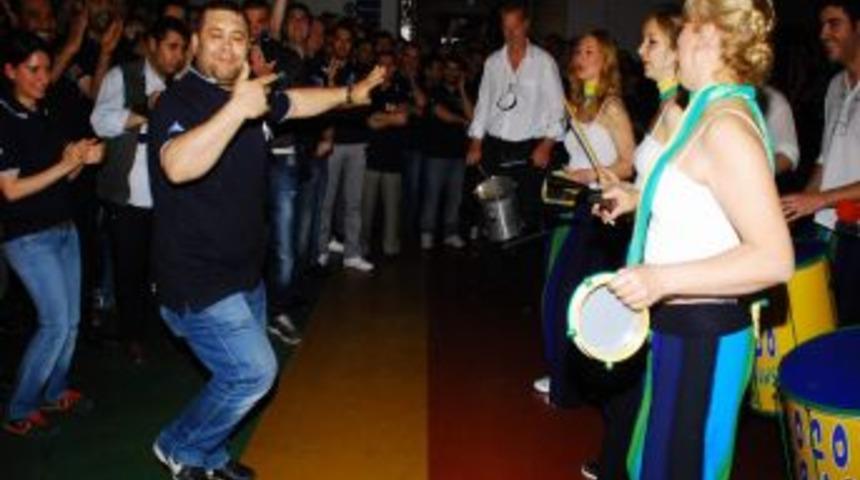 İş&ccedil;iler, 'sıfır İş Kazası' Hedefine Ulaşmak İ&ccedil;in Bir G&uuml;nl&uuml;ğ&uuml;ne İş Bıraktı