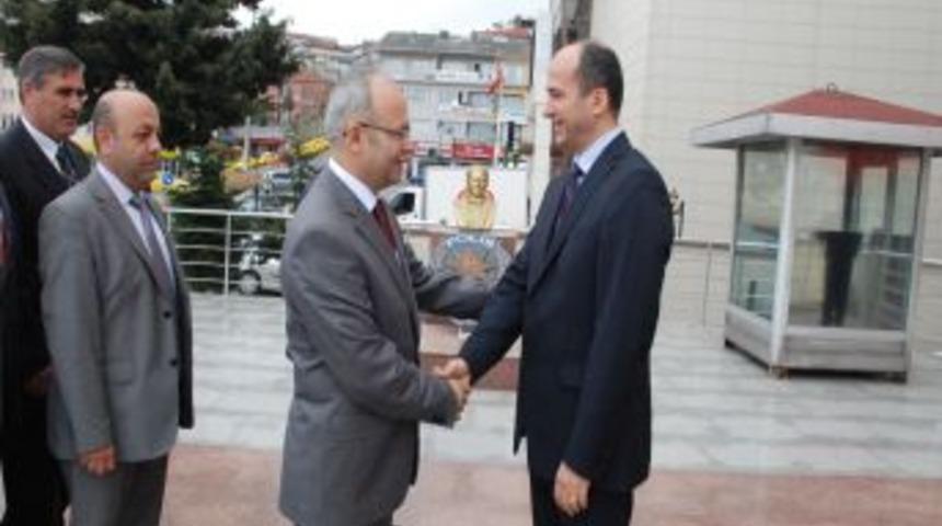 Milletvekili Candan, Ereğli İl&ccedil;e Emniyet M&uuml;d&uuml;r&uuml; Ko&ccedil;ak&rsquo;ı ziyaret etti