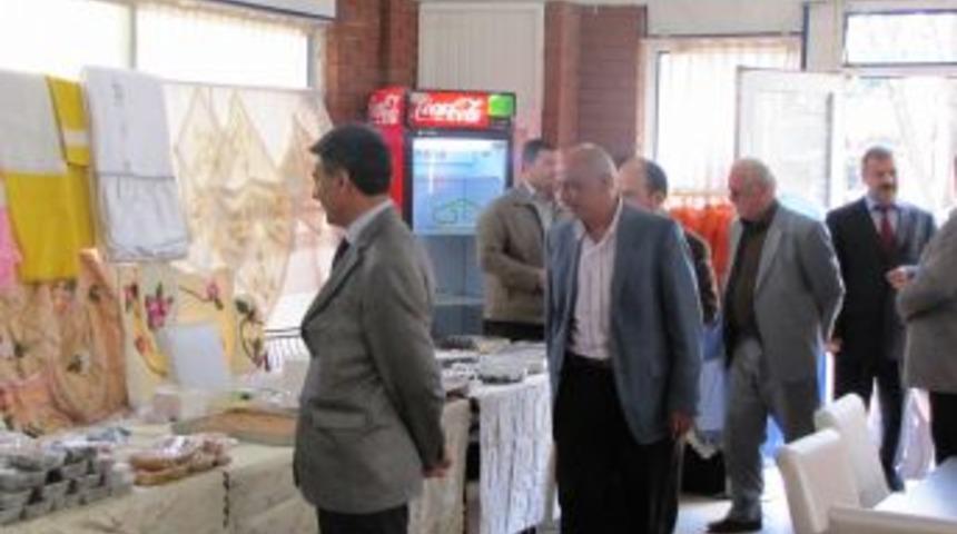 G&ouml;lyaka'da &ouml;ğrenciler yararına kermes