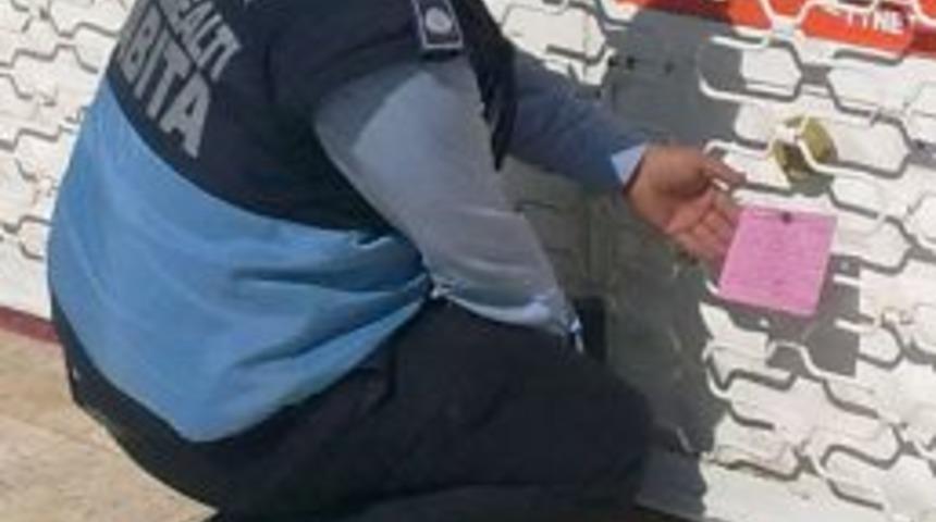 D&ouml;şemealtı'nda bir internet salonu m&uuml;h&uuml;rlendi