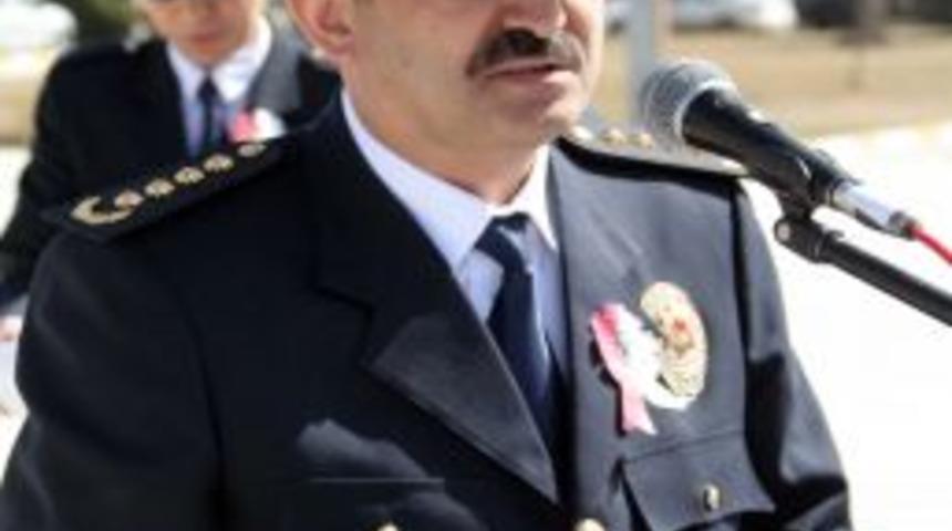'Polis teşkilatı üstlendiği sorumlulukları yerine getirmek için çalışıyor'