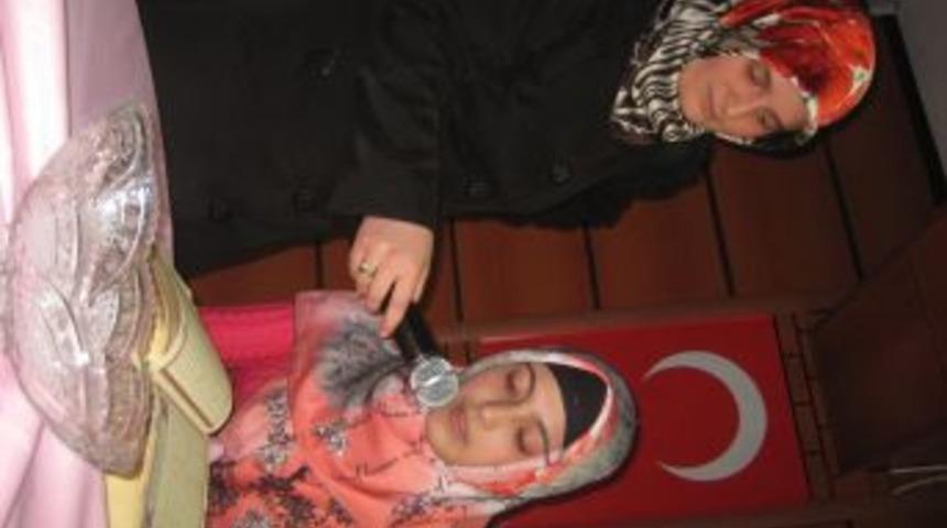 Hafizeler, hadislerle 'Alemlerin Efendisi'ni anlattı