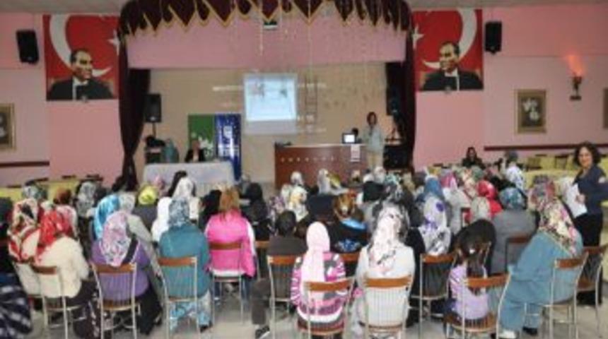 Toplumsal Değişimin Aile &Uuml;zerindeki Etkileri projesi amacına ulaştı