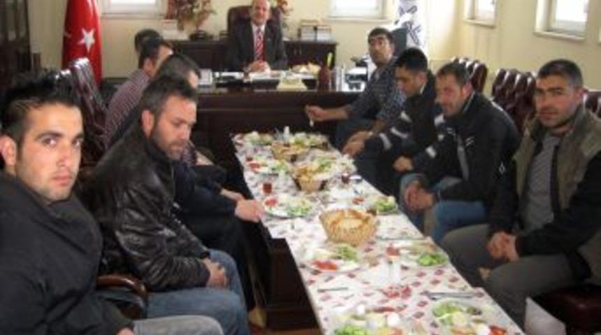 Ardahan M&uuml;ft&uuml;s&uuml; Akın: İslam'da dil, din, cinsiyet, mezhep ayrımı yoktur