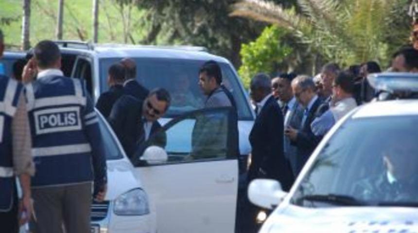 Kofi Annan Hatay'daki &ccedil;adır kentten ayrıldı