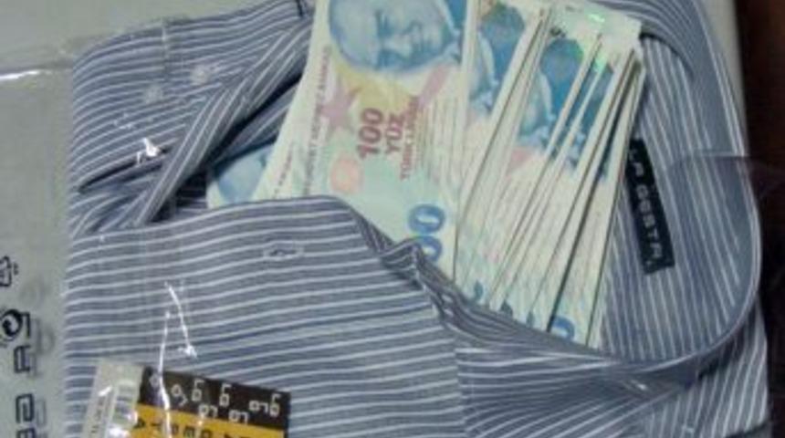 Batman polisi g&ouml;mleklerin i&ccedil;ine gizlenmiş sahte paraları buldu