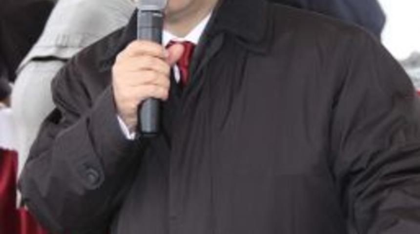 Vali Aksoy: Demokrasinin yaşaması huzur ve g&uuml;venliğin sağlanmasıyla m&uuml;mk&uuml;n