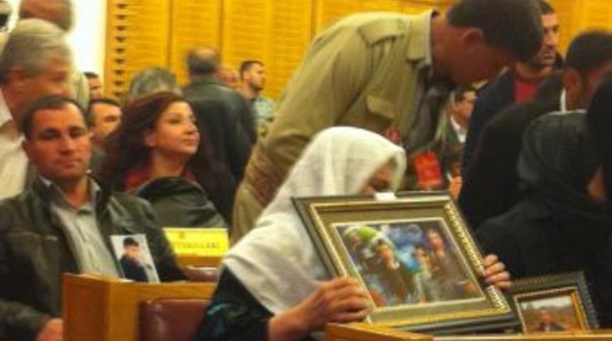 Uludere'de Hayatını Kaybedenlerin Aileleri Meclis'te