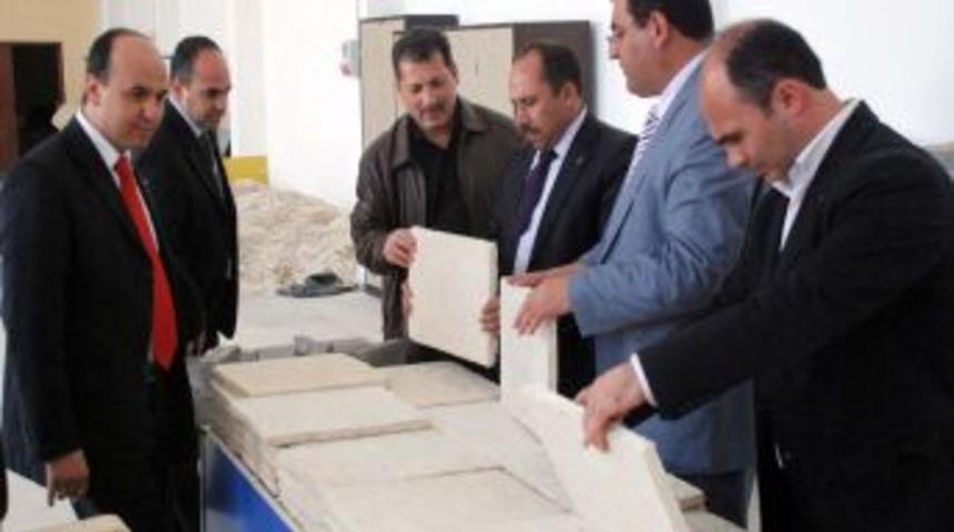 ELSİAD Başkanı Polat: &Uuml;retim toplumu olmaya doğru gidiyoruz