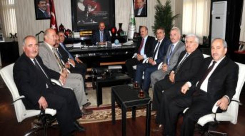 Belediye Başkanları Birliği&rsquo;nden Başkan Akg&uuml;l&rsquo;e ziyaret