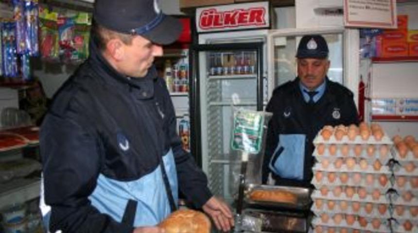 Belediye zabıta ekipleri ekmekte kontrollerini s&uuml;rd&uuml;r&uuml;yor