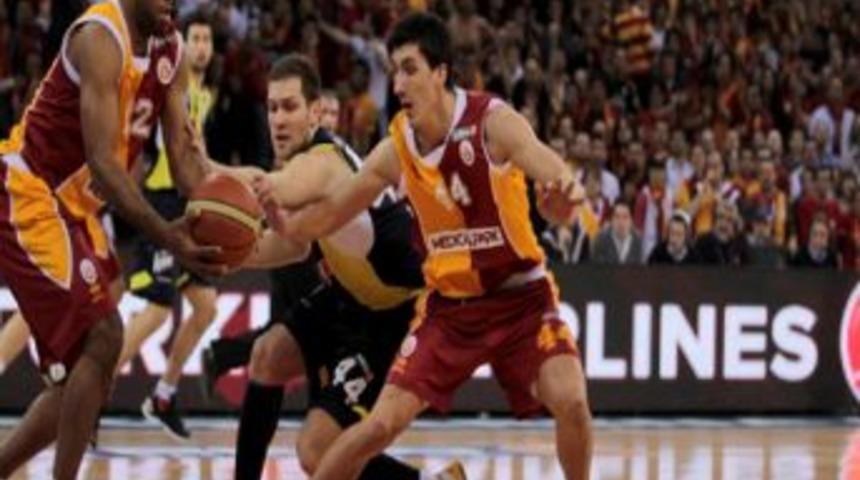 Galatasaray Medical Park: 84 - Fenerbah&ccedil;e &Uuml;lker: 72